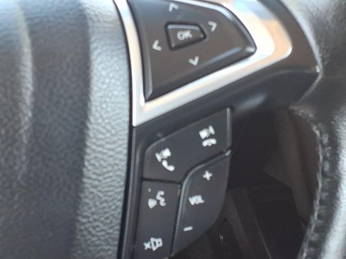 Used 2015 Ford Edge SEL w/ Equipment Group 201A FWD image 27