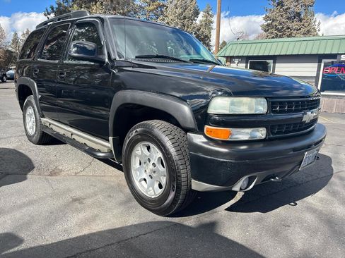 Used 2004 Chevrolet Tahoe Z71 w/ Z71 Preferred Equipment Group image 8