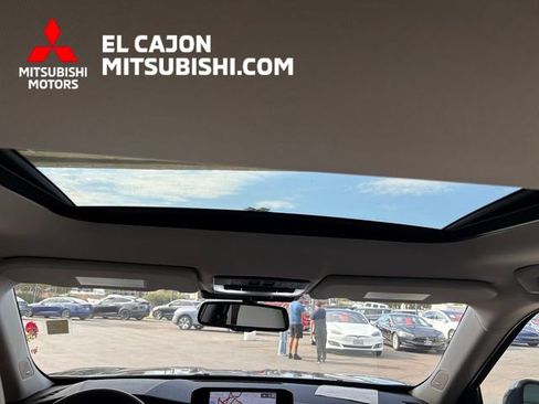 Used 2025 Mitsubishi Outlander SEL AWD/4WD image 25
