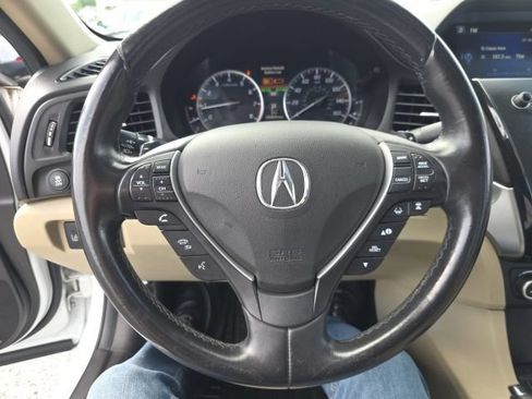 Used 2016 Acura ILX FWD image 19
