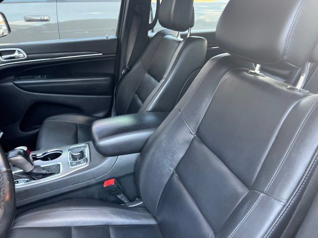 Used 2022 Jeep Grand Cherokee Limited AWD/4WD image 4