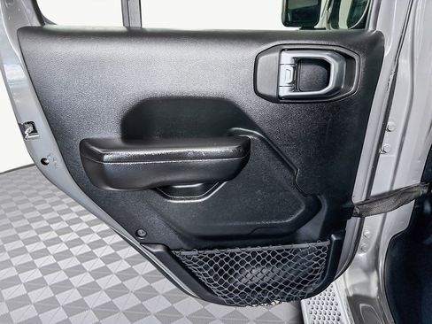 Used 2019 Jeep Wrangler Unlimited Sport S image 26