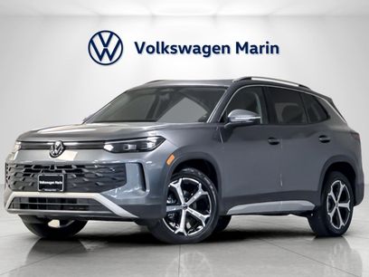New 2025 Volkswagen Tiguan SE
