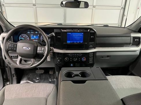 Used 2024 Ford F350 XLT AWD/4WD image 17
