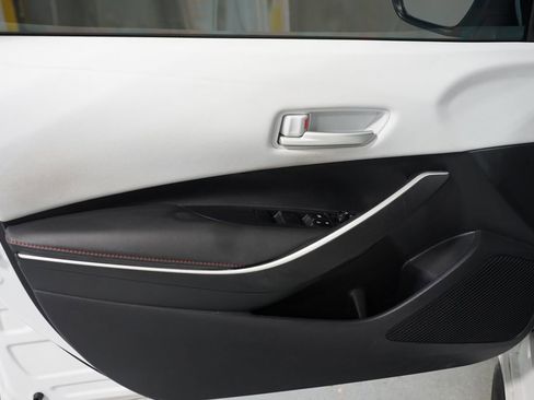 Used 2024 Toyota Corolla SE image 29