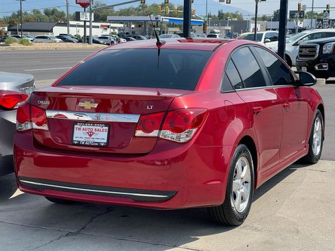 Used 2014 Chevrolet Cruze LT w/ RS Package FWD image 5