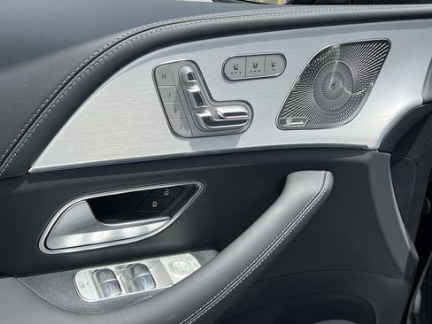 New 2025 Mercedes-Benz GLS 63 AMG 4MATIC image 19