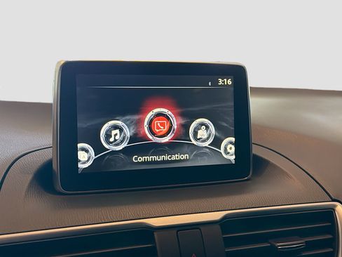 Used 2016 MAZDA MAZDA3 i Touring FWD image 26