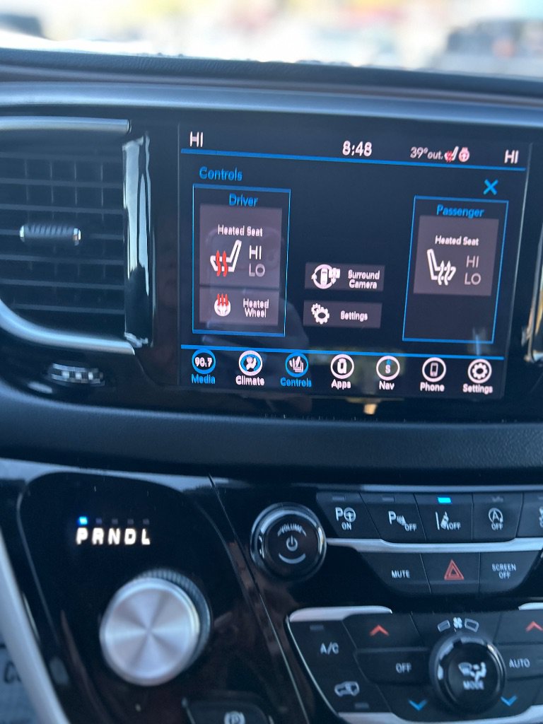 Used 2019 Chrysler Pacifica Touring-L Plus w/ Advanced Safetytec Group FWD image 15