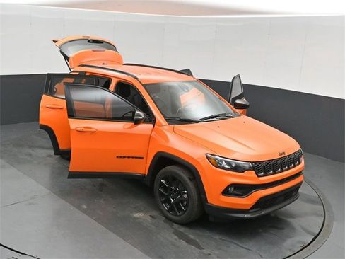 New 2026 Jeep Compass Latitude image 49