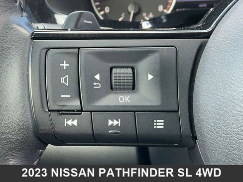 Used 2023 Nissan Pathfinder SL image 26