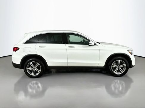 Used 2022 Mercedes-Benz GLC 300 4MATIC image 4