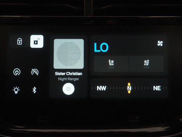 Used 2022 Rivian R1T AWD Adventure Quad image 27