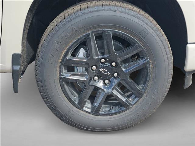 New 2026 Chevrolet Silverado 1500 RST w/ Dark Appearance Package AWD/4WD image 10