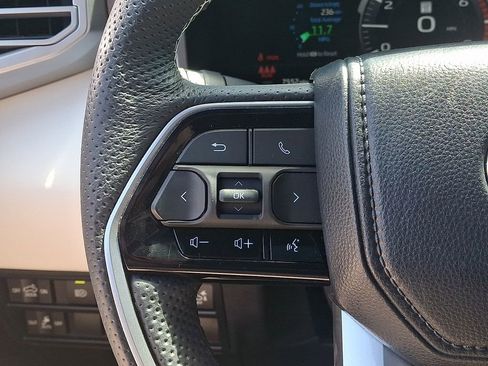 Used 2024 Toyota Tundra Capstone AWD/4WD image 22