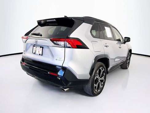 Used 2025 Toyota RAV4 XSE AWD/4WD image 10
