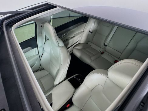 Used 2023 Volvo S90 B6 Plus w/ Protection Package Premier AWD/4WD image 28