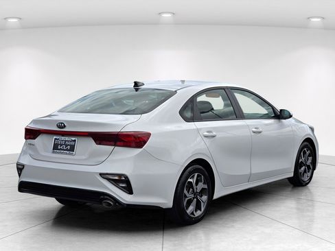 Used 2020 Kia Forte LXS FWD image 6