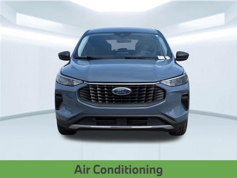 Used 2024 Ford Escape Active FWD image 11