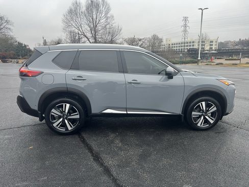 Used 2023 Nissan Rogue SL w/ SL Premium Package image 8