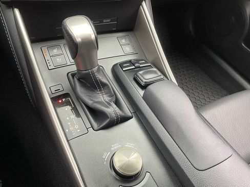 Used 2016 Lexus IS 300 AWD image 26