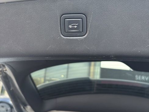 Used 2021 Chevrolet Blazer LT image 24