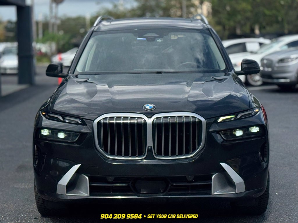 Used 2024 BMW X7 xDrive40i w/ Premium Package AWD/4WD image 11