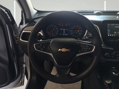 Used 2019 Chevrolet Equinox LS w/ LS Convenience Package FWD image 14