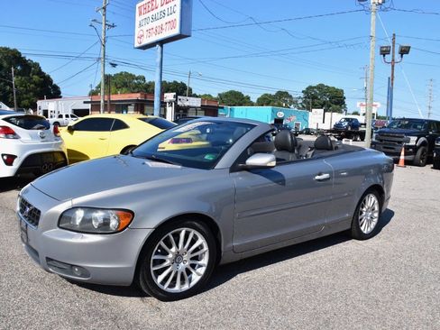 Used 2007 Volvo C70 T5 image 1