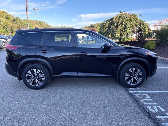 Certified 2023 Nissan Rogue SV AWD/4WD image 6