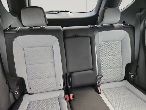 Used 2024 Chevrolet Equinox LS FWD image 18