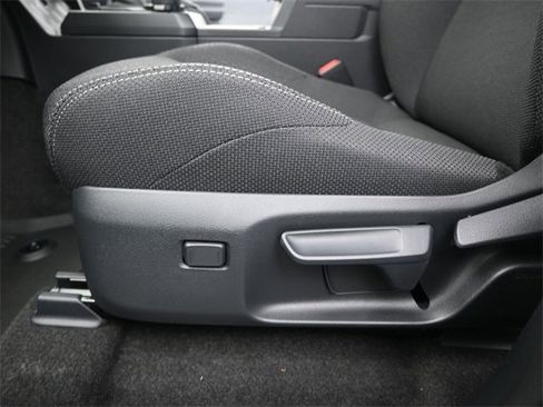 New 2025 Toyota 4Runner SR5 image 9