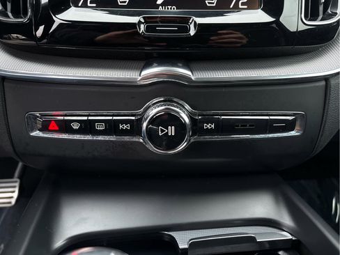 Used 2019 Volvo XC60 T8 R-Design w/ Advanced Package image 24