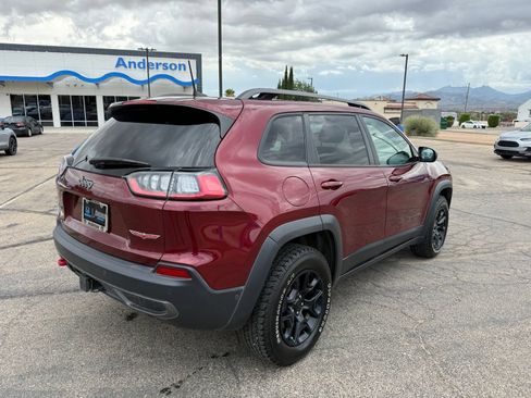 Used 2021 Jeep Cherokee Trailhawk w/ Technology Group AWD/4WD image 5