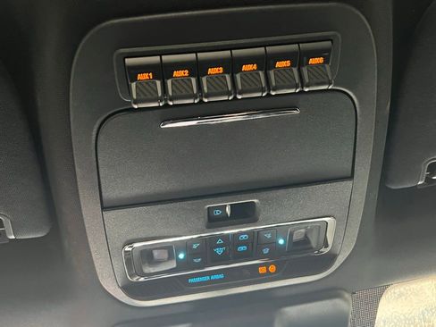 Certified 2025 Ford F350 Platinum AWD/4WD image 30