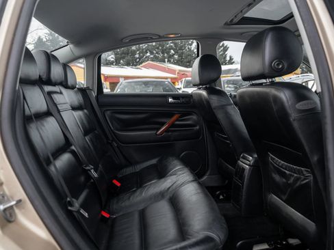 Used 2001 Volkswagen Passat GLX image 10