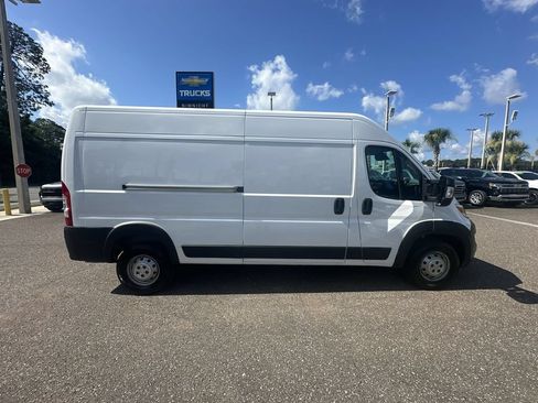 Used 2023 RAM ProMaster 2500 FWD image 17