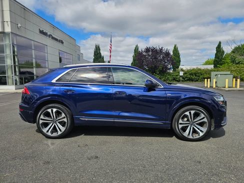 Used 2021 Audi Q8 Prestige AWD/4WD image 8