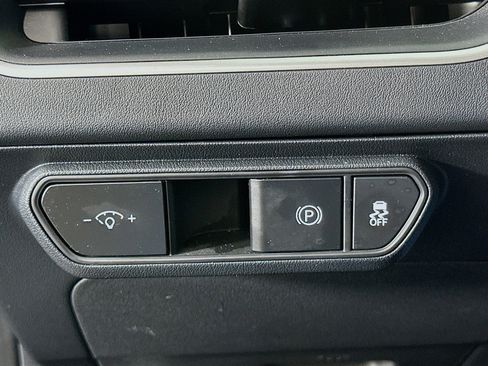 Used 2025 Kia K4 LXS image 17