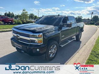 Used 2016 Chevrolet Silverado 2500 High Country w/ Duramax Plus Package AWD/4WD video 1