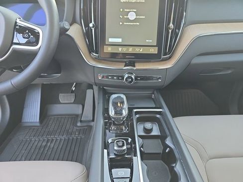 New 2026 Volvo XC60 B5 Plus w/ Protection Package Premier AWD/4WD image 11