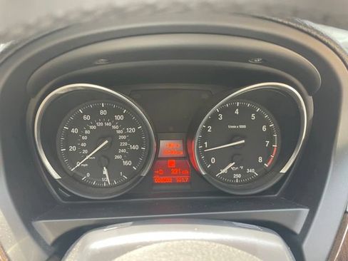 Used 2013 BMW Z4 sDrive28i RWD image 32