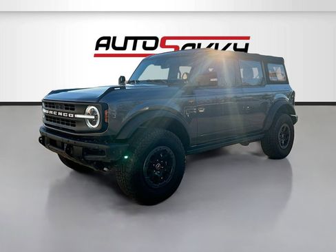 Used 2021 Ford Bronco Badlands image 3