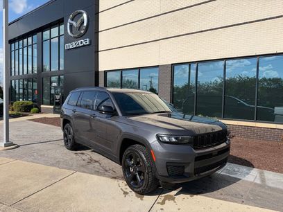 Used 2023 Jeep Grand Cherokee L Laredo