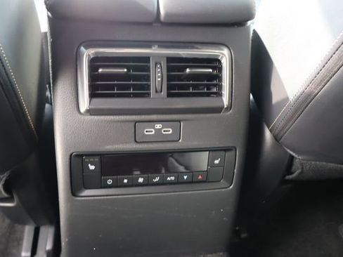 Used 2024 MAZDA CX-90 3.3 Turbo w/ Premium Plus Pkg image 18