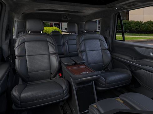 New 2025 Lincoln Navigator Black Label image 11