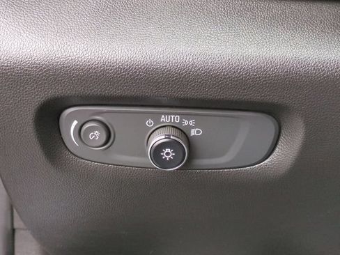 Certified 2023 Chevrolet Traverse LT AWD/4WD image 15