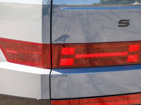 New 2026 Hyundai Santa Fe Calligraphy w/ Tow & Go Package AWD/4WD image 10