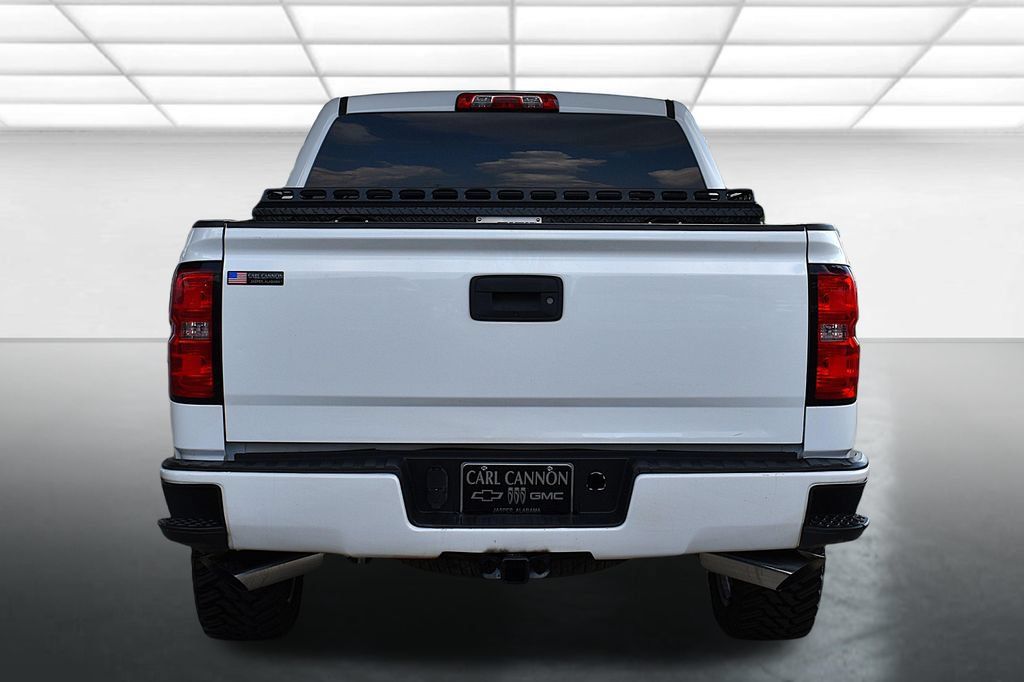 Used 2018 Chevrolet Silverado 1500 LT w/ Texas Edition AWD/4WD image 9