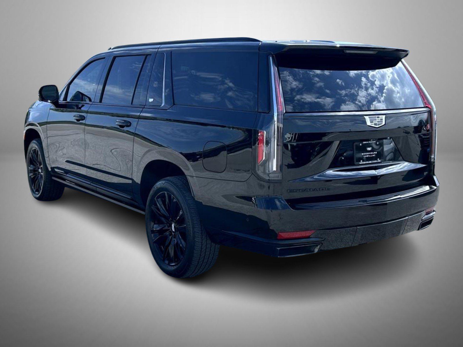 Certified 2024 Cadillac Escalade ESV Sport w/ Touring Package AWD/4WD image 7